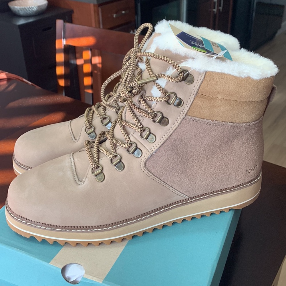 Toms Women’s Taupe Boots